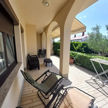 Paradiso Apartman Krk Town