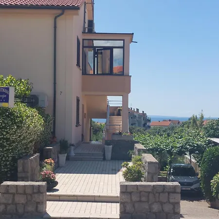 Paradiso Apartman *